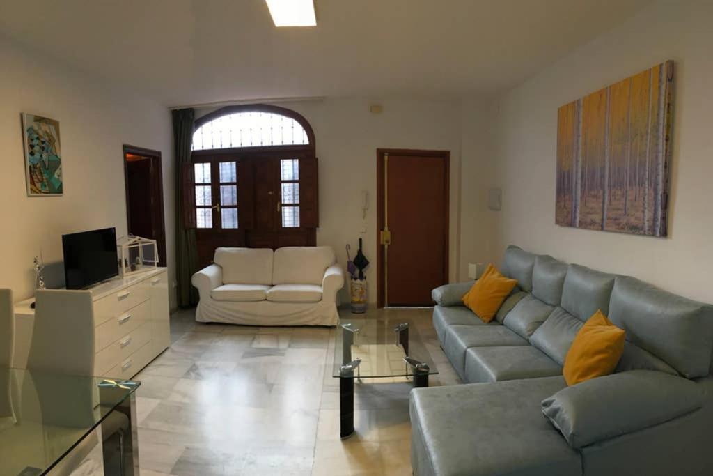 1 Minute From Cathedral. Feel The Heart Of Seville Luaran gambar